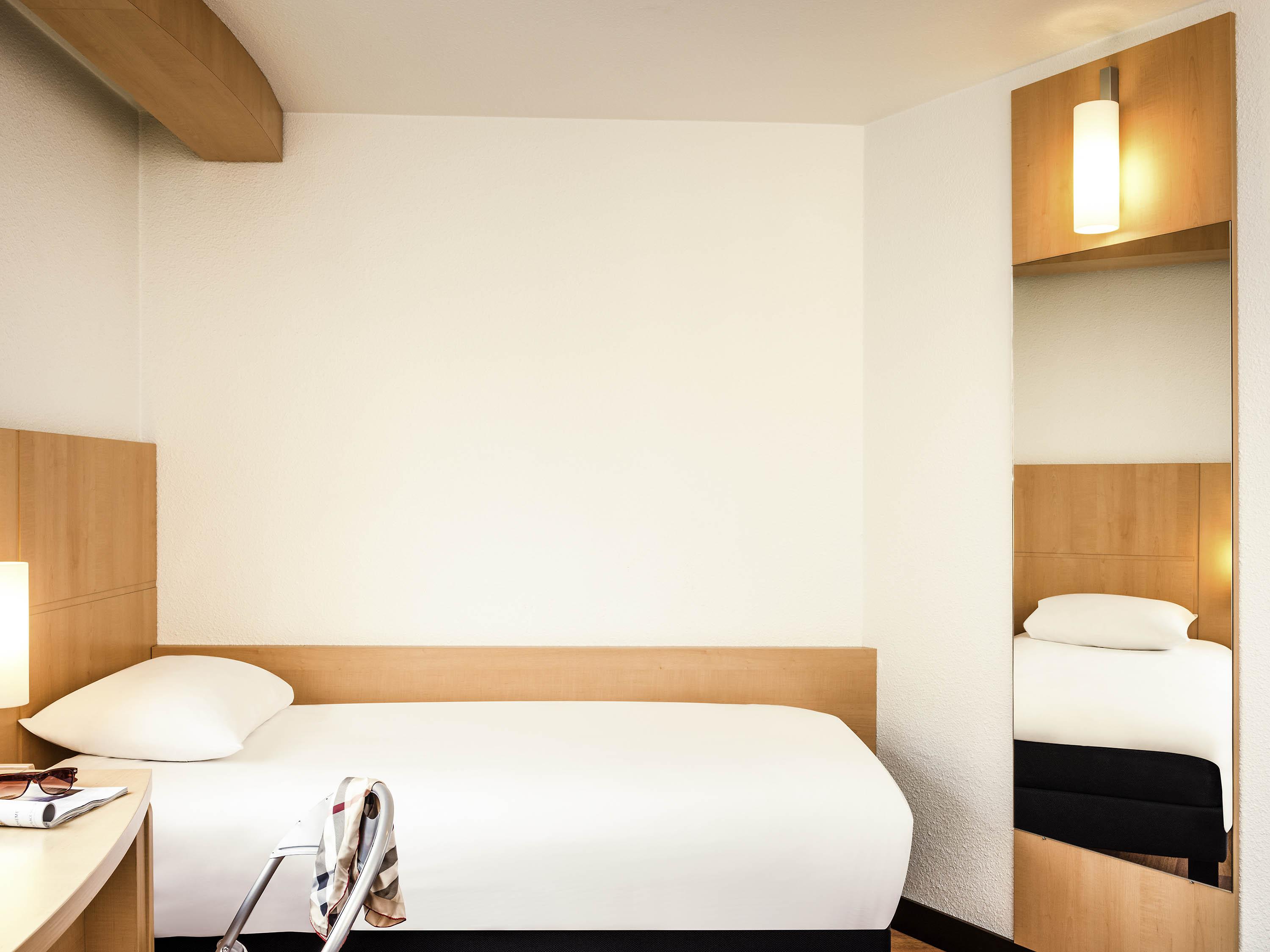 Ibis Paris 17 Clichy-Batignolles Hotel Luaran gambar