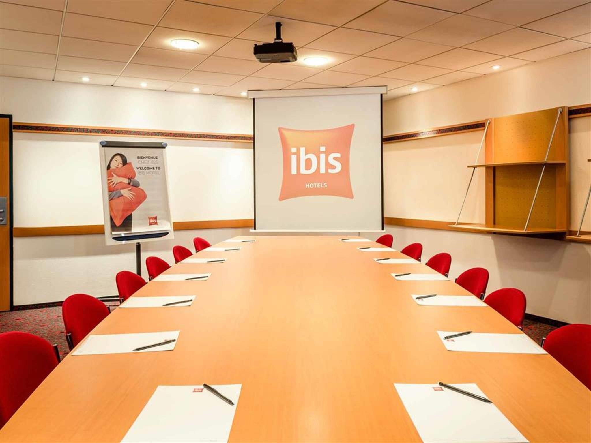 Ibis Paris 17 Clichy-Batignolles Hotel Luaran gambar