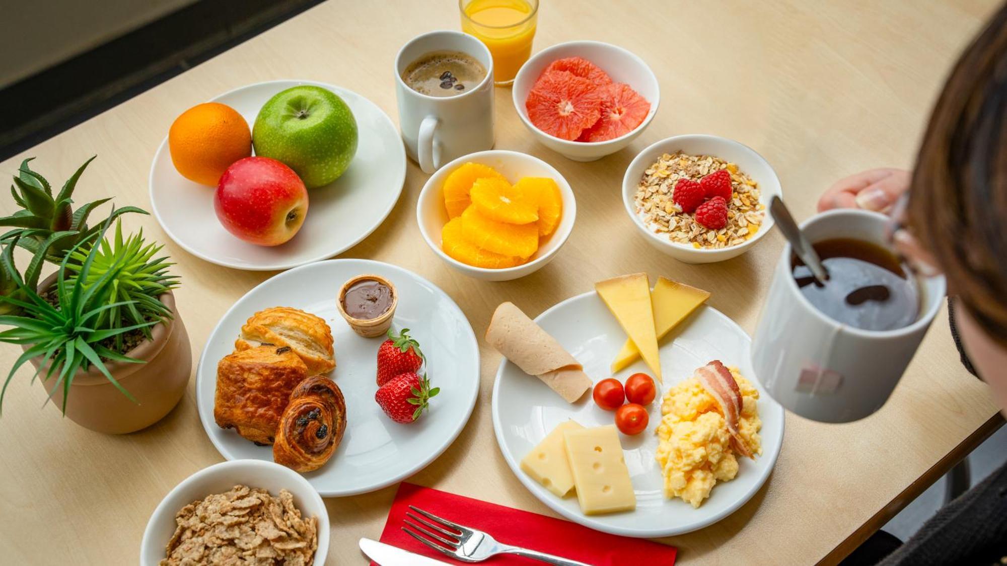 Ibis Paris 17 Clichy-Batignolles Hotel Luaran gambar