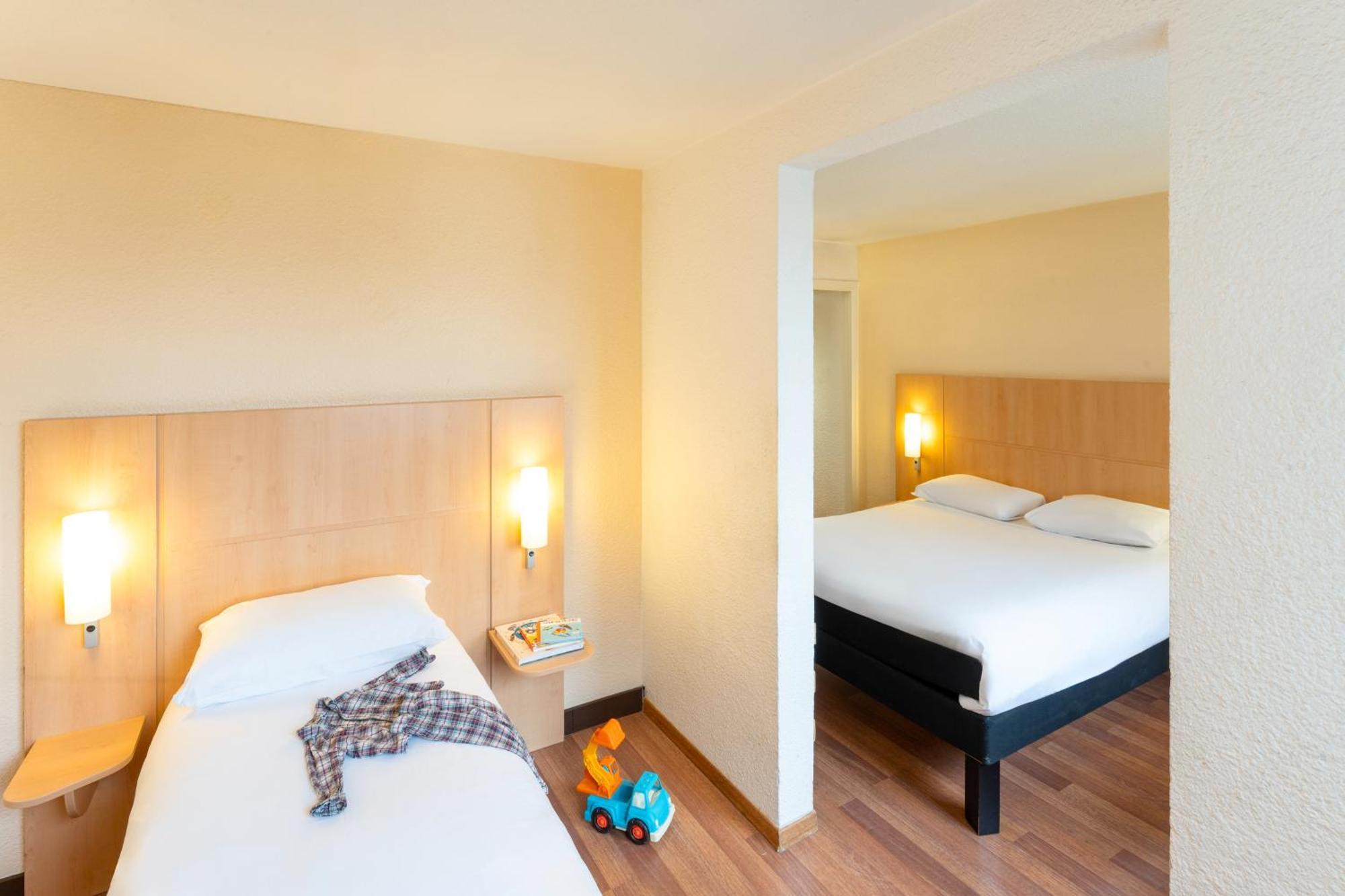 Ibis Paris 17 Clichy-Batignolles Hotel Luaran gambar